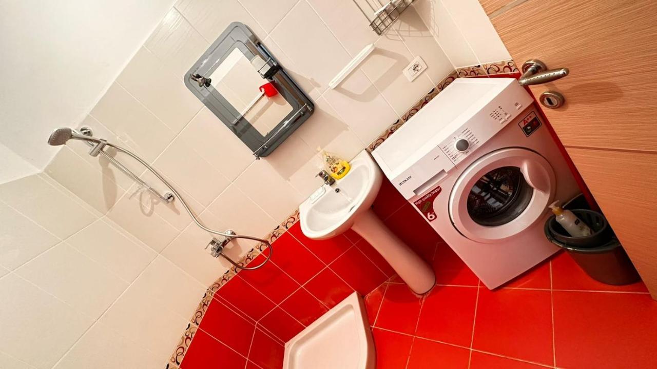 Klager'S Apartament Sarandë Esterno foto